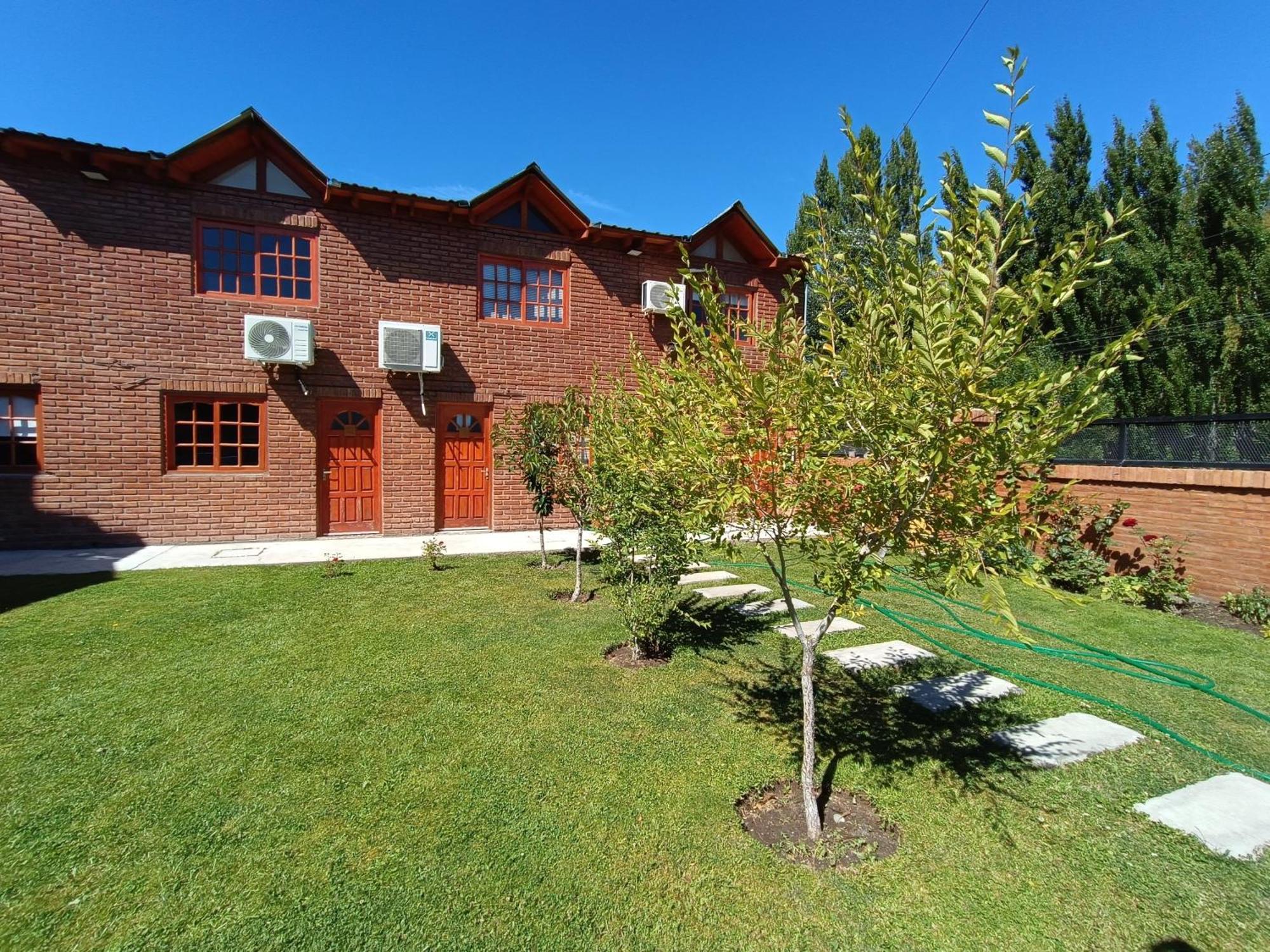 Hospedaje, Departamentos J&R Perito Moreno Exterior photo